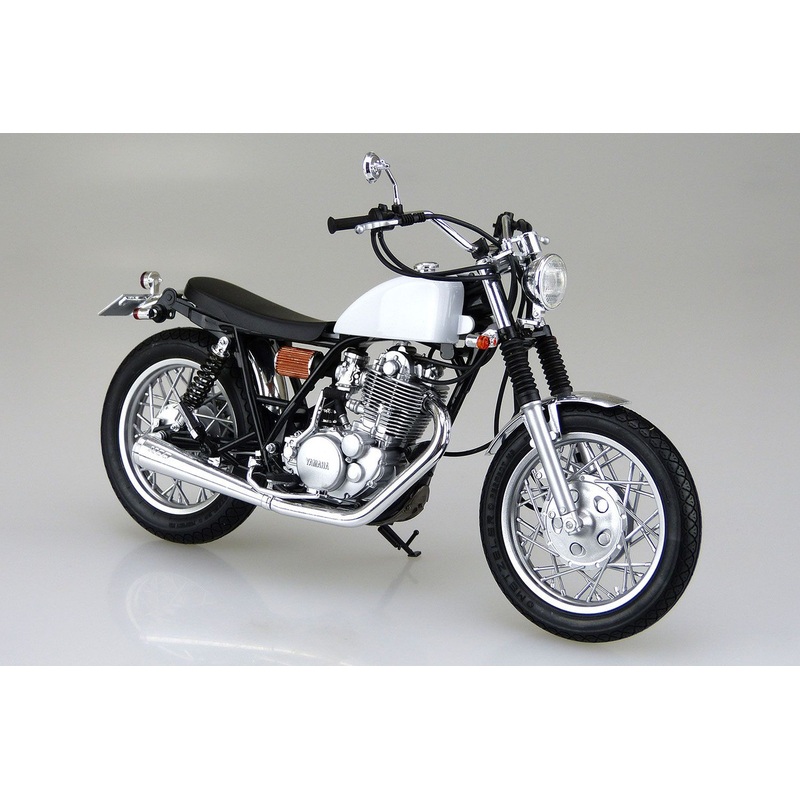 Aoshima Bike 1/12 Yamaha SR400S Custom ’95 Plastic Model