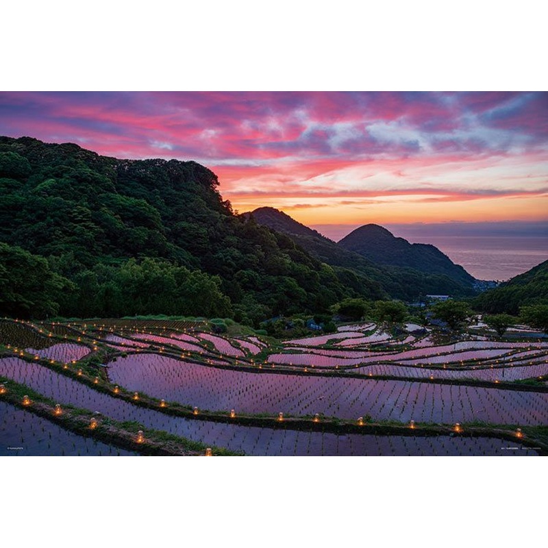 Yanoman 10-1425 Jigsaw Puzzle Ishibu Rice Terraces Candle Night in Shizuoka Japan (1000 Pieces)