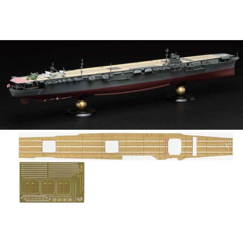 Fujimi 1/700 Full Hull IJN Aircraft Carrier Shokaku Model (With Wood Deck Seal) Plastic Model
