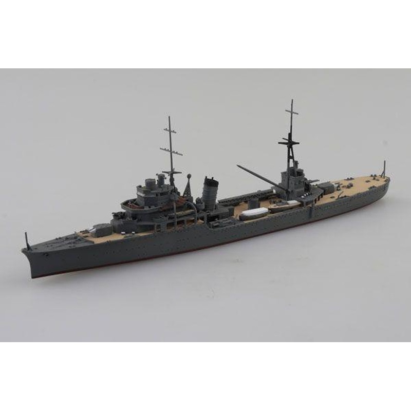 Aoshima Waterline 1/700 No.354 Imperial Japanese Navy Light Cruiser Katori Plastic Model