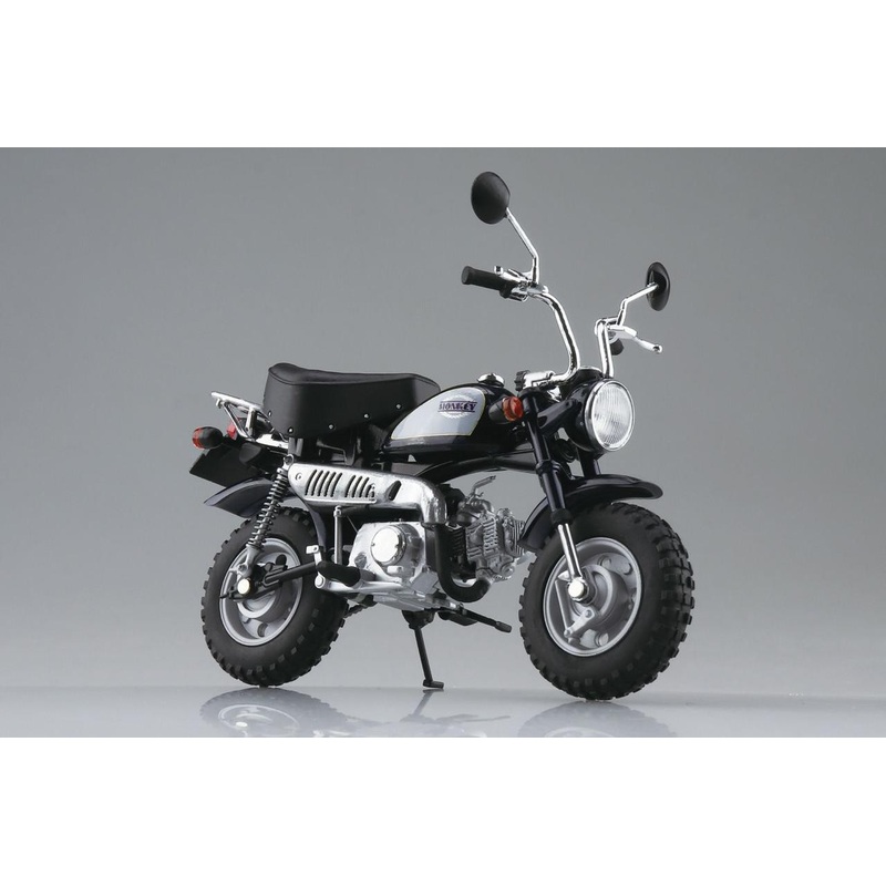 Aoshima SKYNET 1/12 Honda Monkey Candy Imperial Blue Finished Model