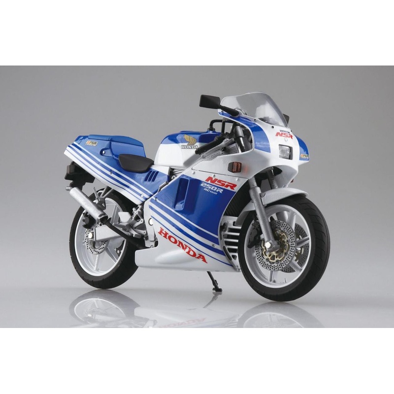 Aoshima SKYNET 1/12 Honda NSR250R ’88 Terra Blue/Ross White Finished Model