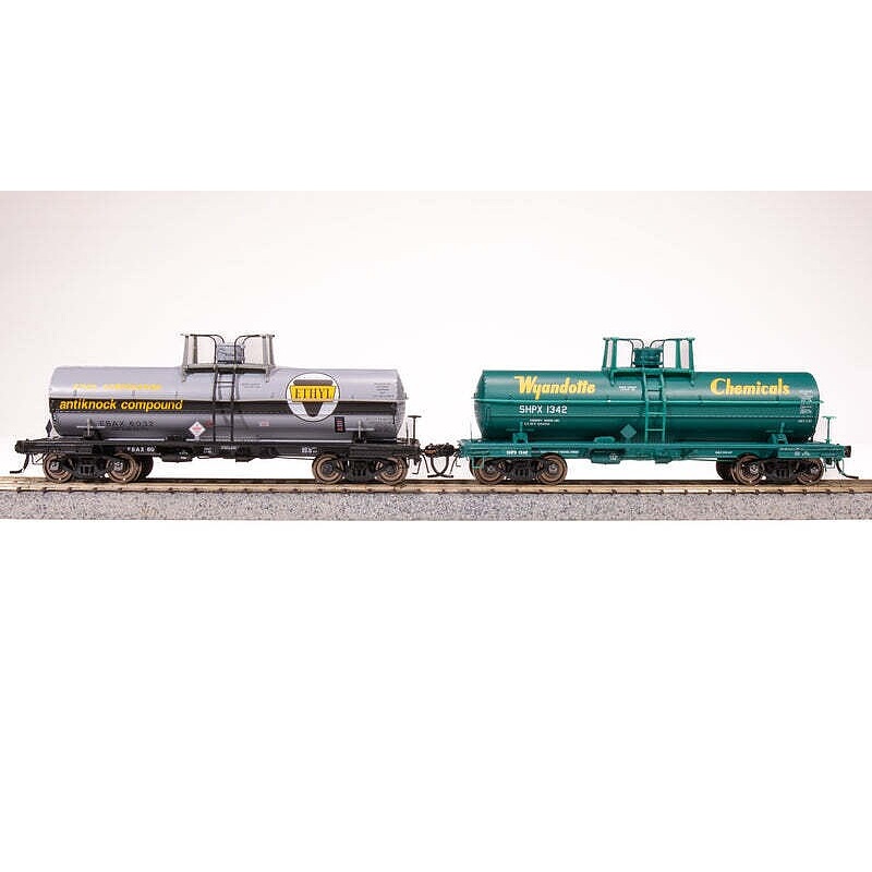 6,000 gallon Tank Car 1960s ECW