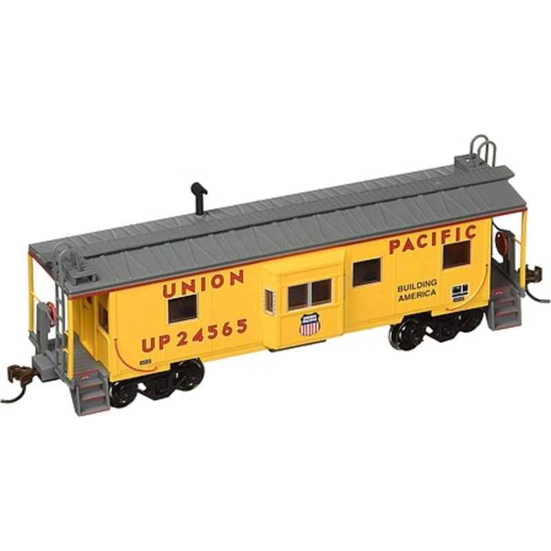 Bay Window Caboose with Roof Walk Union Pacific