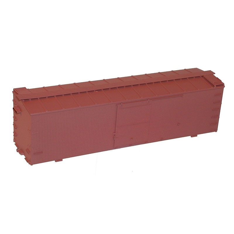36′ Double Sheathed Wood Boxcar Undecorated