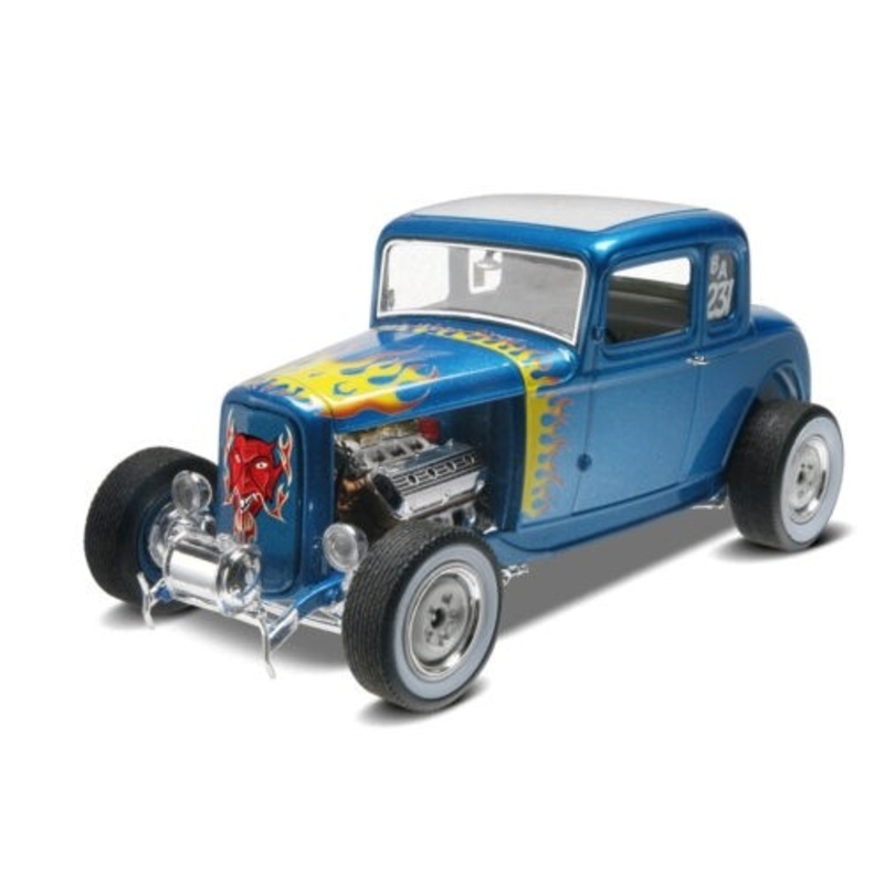 1:25 1932 Ford Coupe 2n1