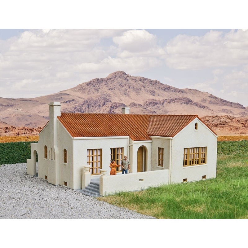 HO Mission-Style Bungalow