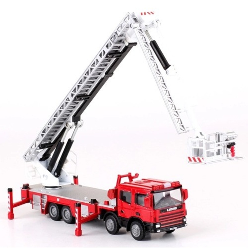 1:50 Aerial Fire Truck