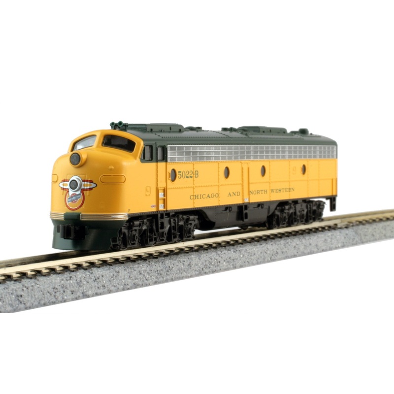 N EMD E8A CNW #5022-B