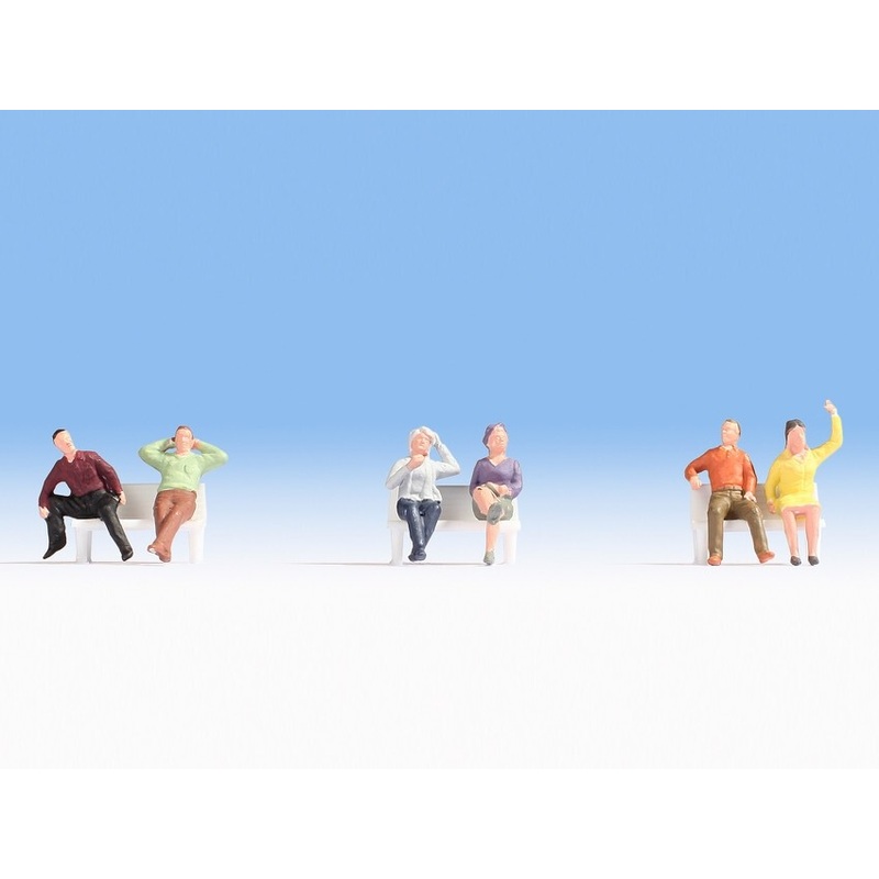 HO Sitting People w/o benches