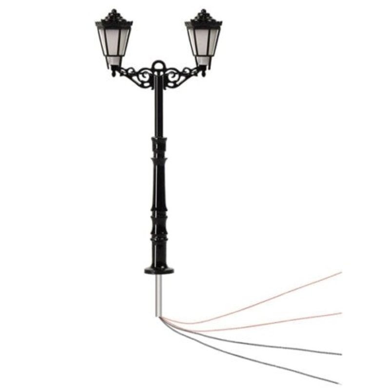 OO/HO 3 Street Lamp Two Heads