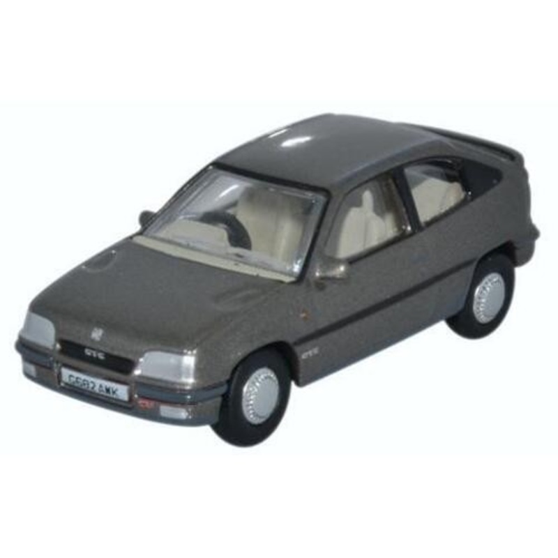 1:76 Vauxhall Astra MkII Grey