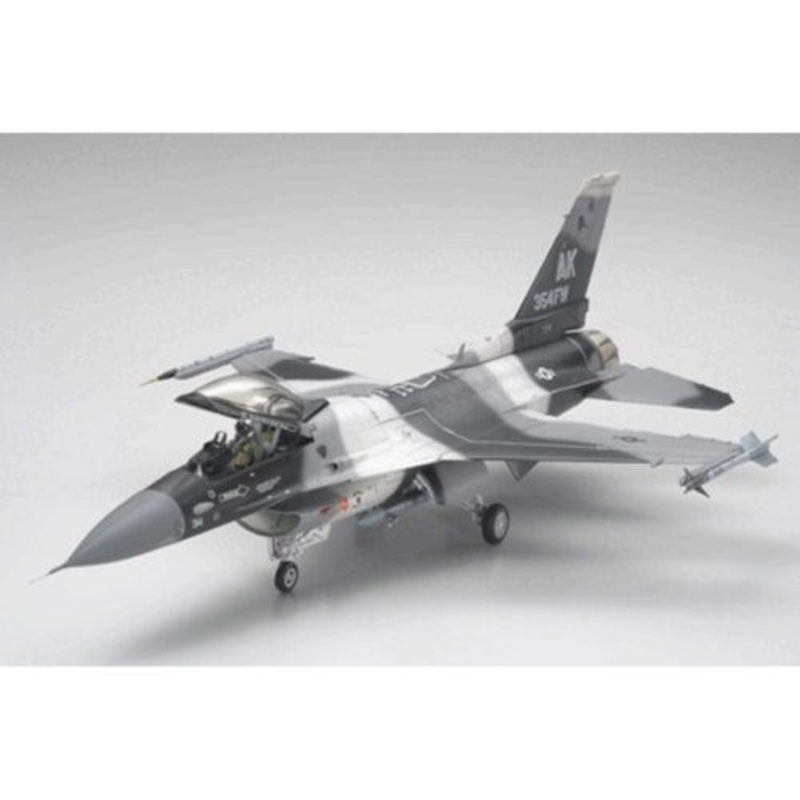 1:48F16C/N Aggressor/Adversary