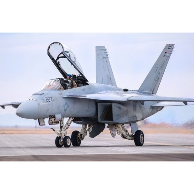 1:48 F/A-18F Super Hornet