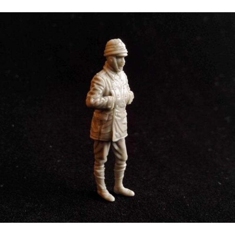 1:48 Russian WWI Pilot