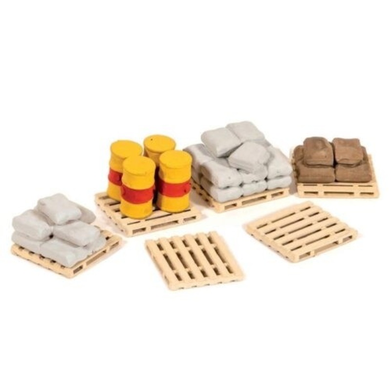 OO Pack of Assorted Pallets